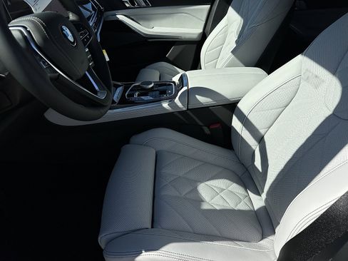 New 2026 BMW X5 xDrive40i image 10