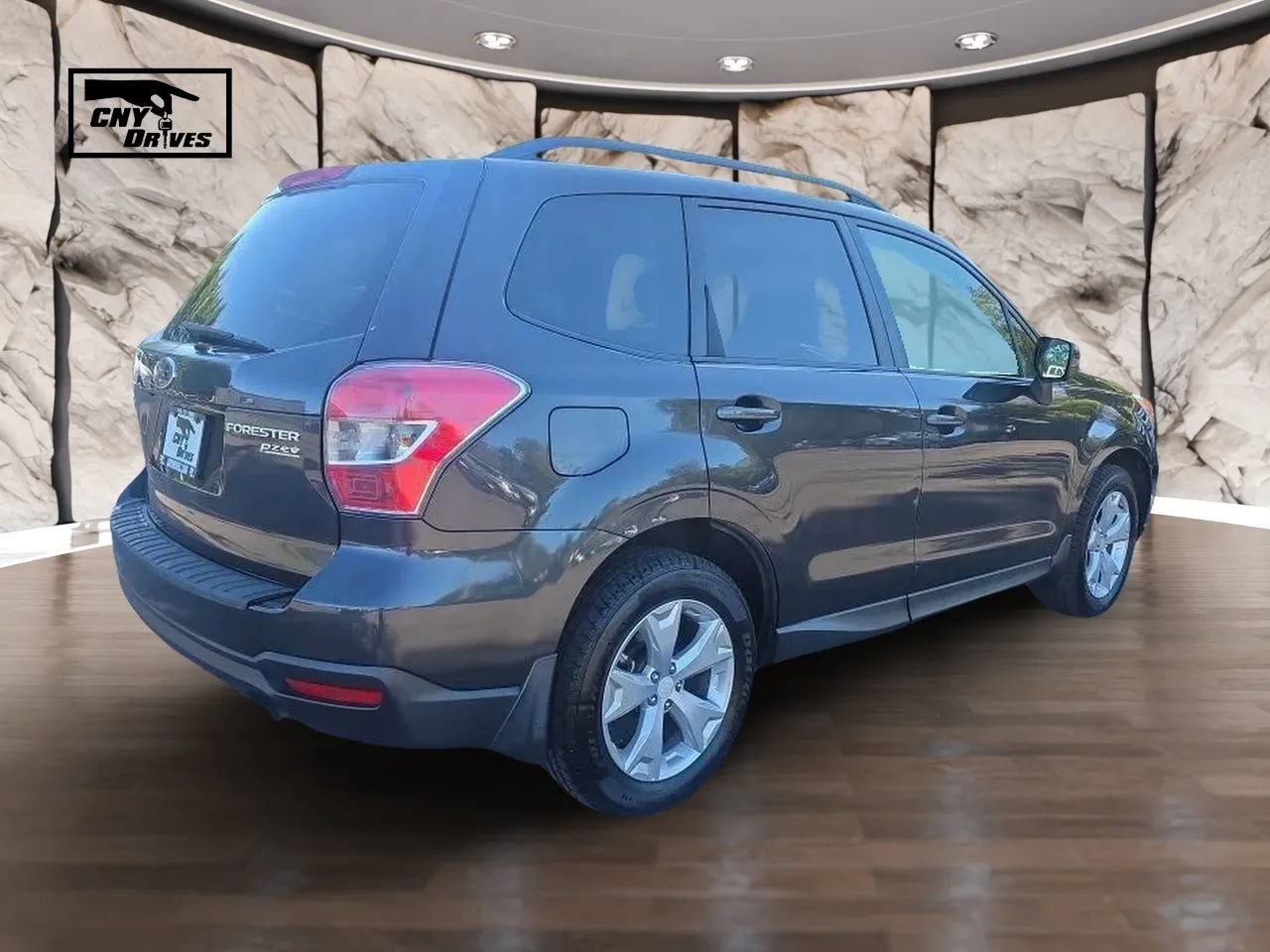 Used 2014 Subaru Forester 2.5i Premium w/ All-Weather Package AWD/4WD image 5