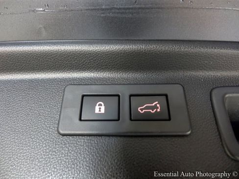 Used 2021 Subaru Forester Touring w/ Popular Package #2 image 26