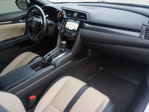 Used 2018 Honda Civic Sport Touring image 16