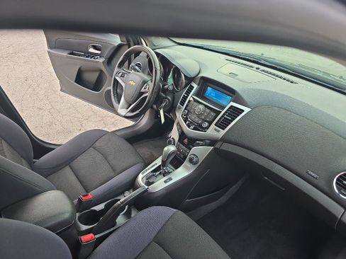Used 2014 Chevrolet Cruze LT image 42