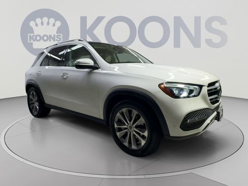 Used 2021 Mercedes-Benz GLE 350 4MATIC image 2