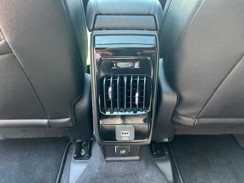 Used 2024 Jeep Compass Limited w/ High Altitude Package AWD/4WD image 16