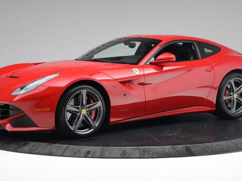 Used 2015 Ferrari F12 Berlinetta RWD image 1