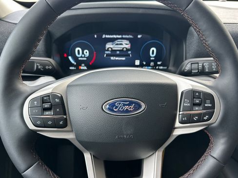 New 2026 Ford Explorer Active w/ Active Comfort Package image 22