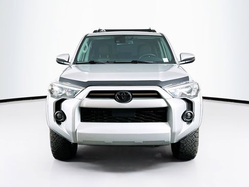 Used 2023 Toyota 4Runner SR5 Premium AWD/4WD image 2