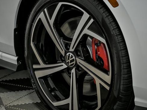 New 2025 Volkswagen GTI SE image 3