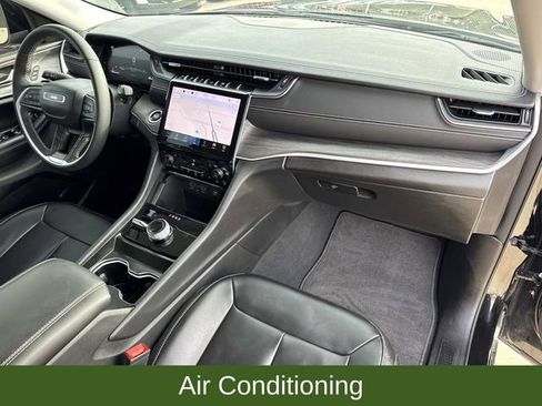 Used 2024 Jeep Grand Cherokee Limited w/ Trailer Tow Package image 15