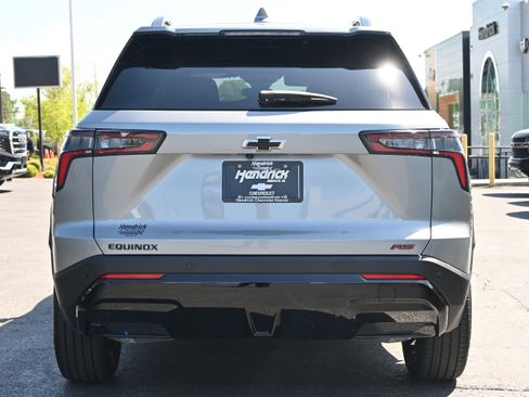 Used 2026 Chevrolet Equinox RS w/ Convenience Package III image 12