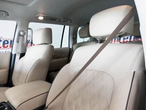 Used 2023 Nissan Armada Platinum w/ Captain's Chairs Package AWD/4WD image 10