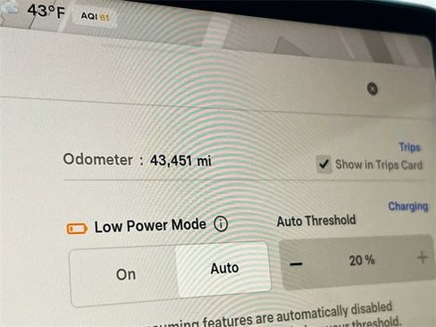 Used 2023 Tesla Model 3 Standard Range image 11