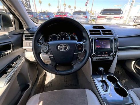 Used 2012 Toyota Camry XLE w/ Leather Pkg FWD image 7