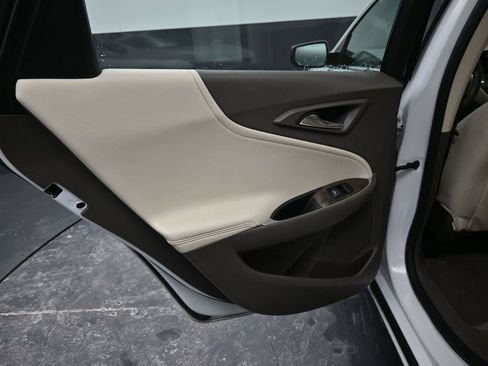 Used 2024 Chevrolet Malibu LT image 20