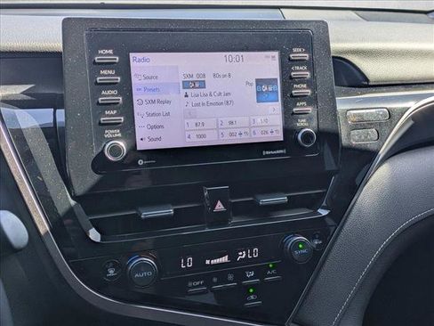 Used 2023 Toyota Camry SE FWD image 14
