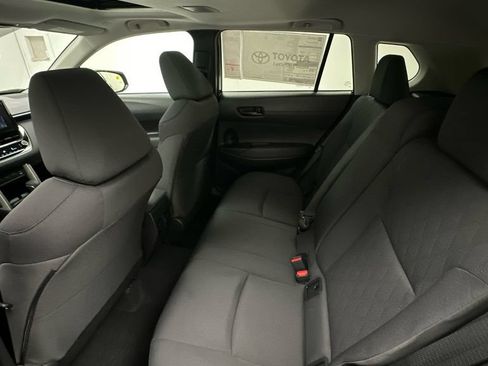 Certified 2024 Toyota Corolla Cross LE w/ Moonroof Package AWD/4WD image 10