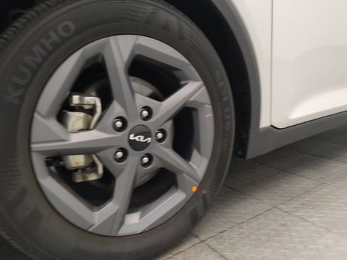 Used 2025 Kia K4 FWD image 31