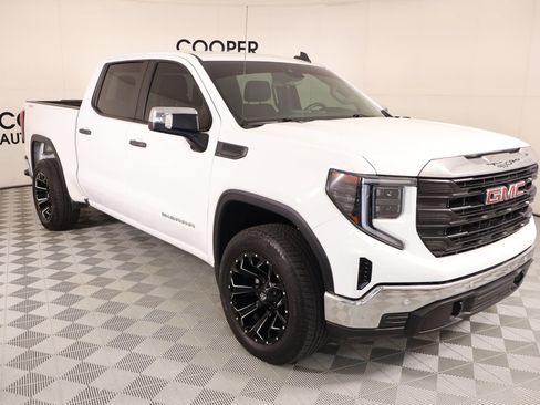 Used 2024 GMC Sierra 1500 Pro w/ Pro Value Package AWD/4WD image 1