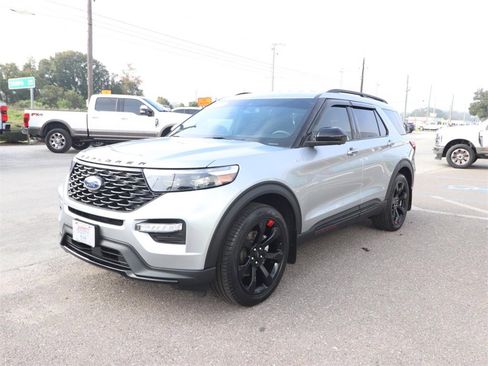 Used 2023 Ford Explorer ST-Line w/ Class IV Trailer Tow Package image 5