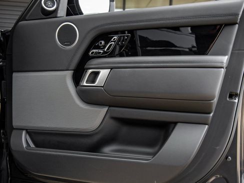 Used 2022 Land Rover Range Rover Westminster Edition image 40