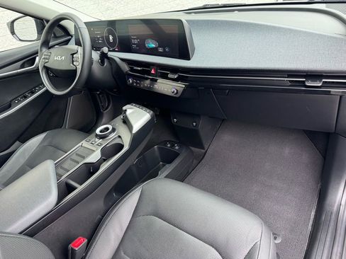 Used 2022 Kia EV6 Wind w/ Wind Technology Package image 18