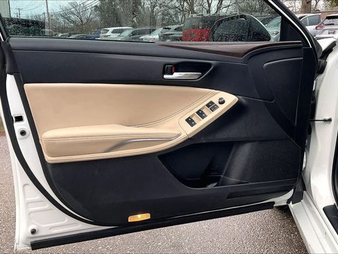 Used 2021 Toyota Avalon XLE w/ Carpet Mat Package (TMS) image 20