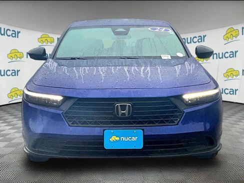 Used 2024 Honda Accord Sport image 2