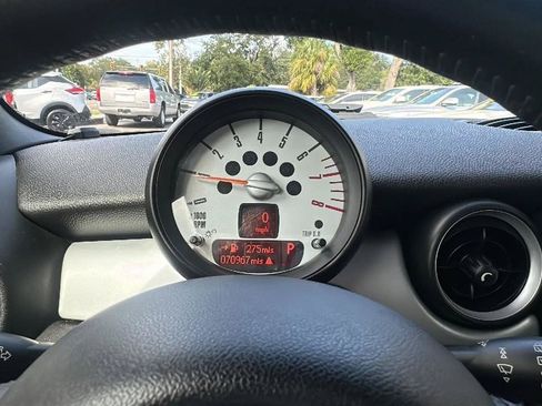 Used 2013 MINI Cooper Clubman FWD image 28