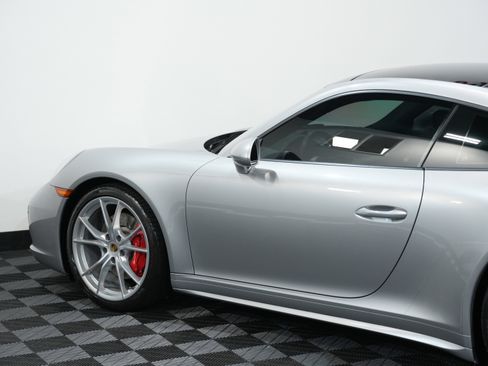 Used 2019 Porsche 911 Carrera 4S image 21