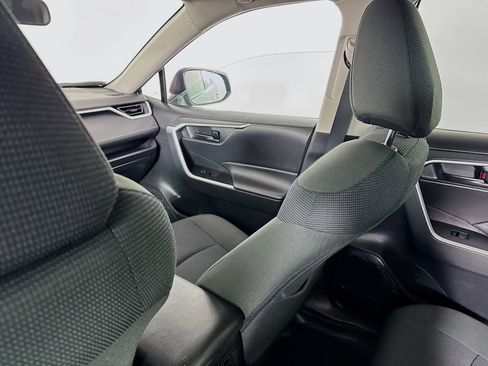 Certified 2024 Toyota RAV4 LE AWD/4WD image 21