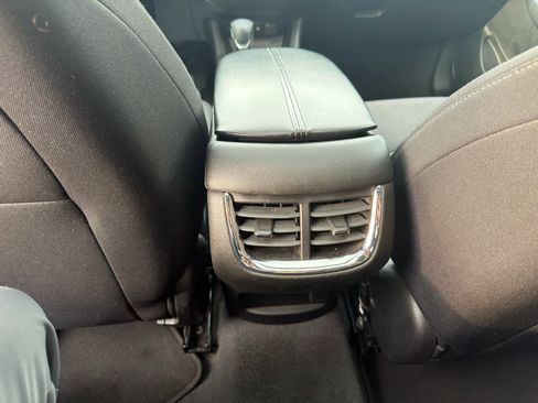 Used 2024 Chevrolet Malibu LT image 13