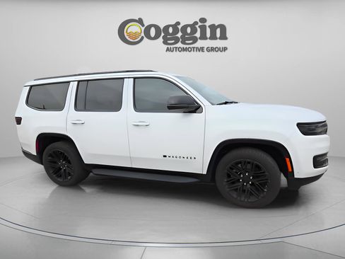 Used 2024 Jeep Wagoneer Series II image 18