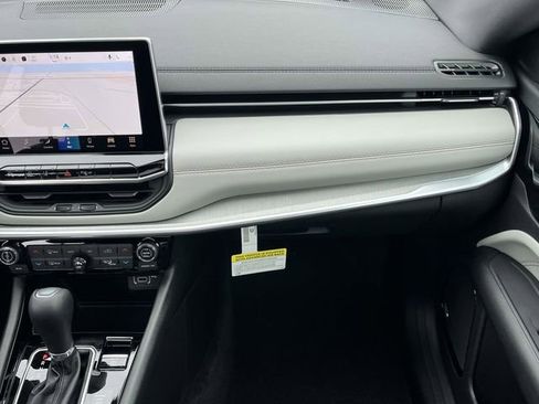 New 2026 Jeep Compass Limited image 16