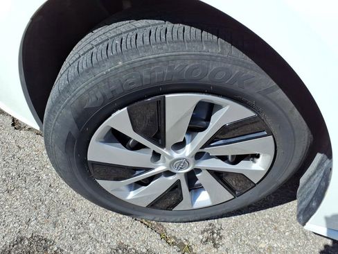 Certified 2025 Nissan Altima 2.5 S FWD image 20