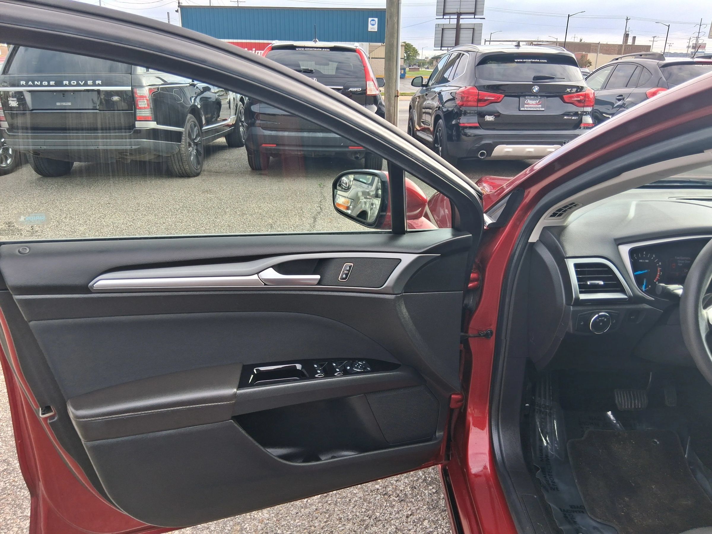 Used 2013 Ford Fusion SE FWD image 10