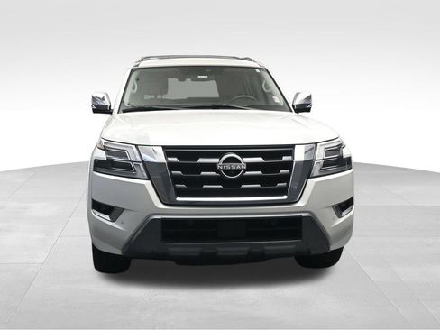Used 2023 Nissan Armada Platinum w/ Captain's Chairs Package RWD image 8