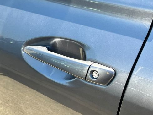 Used 2013 Lexus RX 450h AWD w/ Navigation Pkg image 7