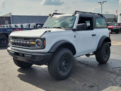 New 2026 Ford Bronco 2-Door w/ Sasquatch Package AWD/4WD image 8