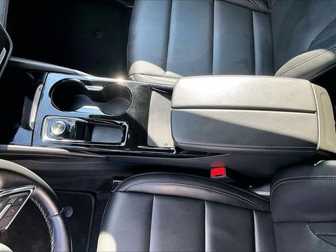 Used 2024 Buick Envision Preferred AWD/4WD image 15