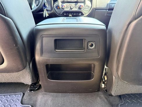 Used 2014 Chevrolet Silverado 1500 LTZ Z71 AWD/4WD image 32