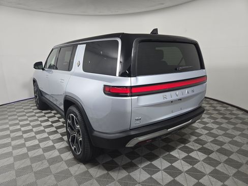 Used 2024 Rivian R1S Adventure AWD/4WD image 3