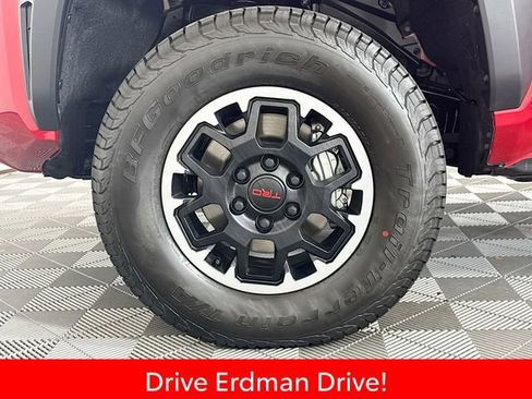 Certified 2026 Toyota Tacoma TRD Off-Road AWD/4WD image 4