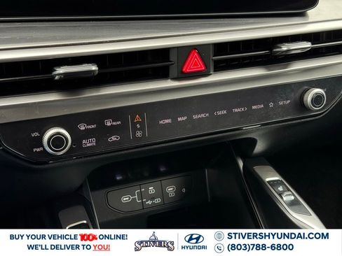 Used 2025 Kia Sorento S w/ Panoramic Sunroof Package FWD image 36