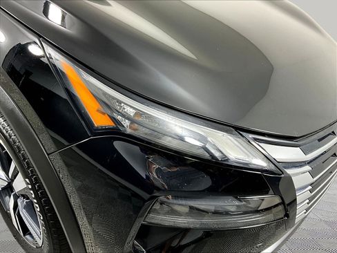 Certified 2026 Nissan Rogue SL AWD/4WD image 31