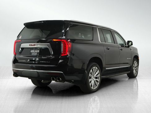 Used 2022 GMC Yukon XL Denali AWD/4WD image 5