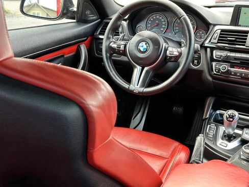 Used 2015 BMW M4 Coupe RWD image 41