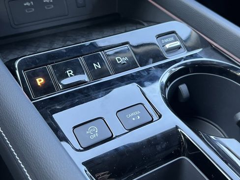 Certified 2025 Nissan Murano SL image 28