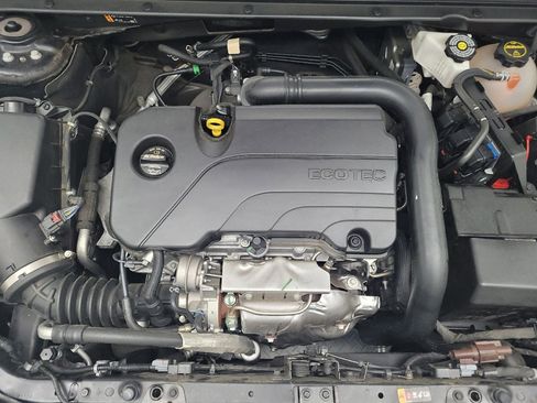 Used 2025 Chevrolet Malibu LS FWD image 30