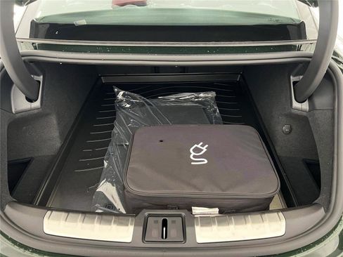 New 2026 Porsche Taycan image 28