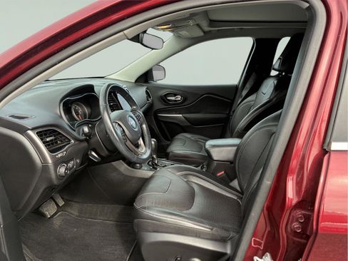 Used 2021 Jeep Cherokee Limited image 18