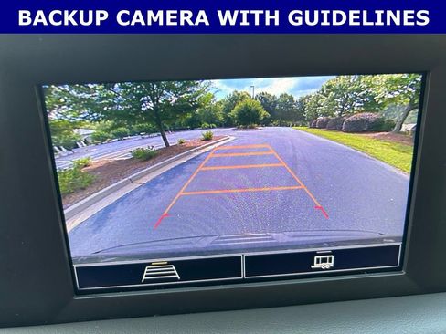 Used 2024 Chevrolet Tahoe LS RWD image 2